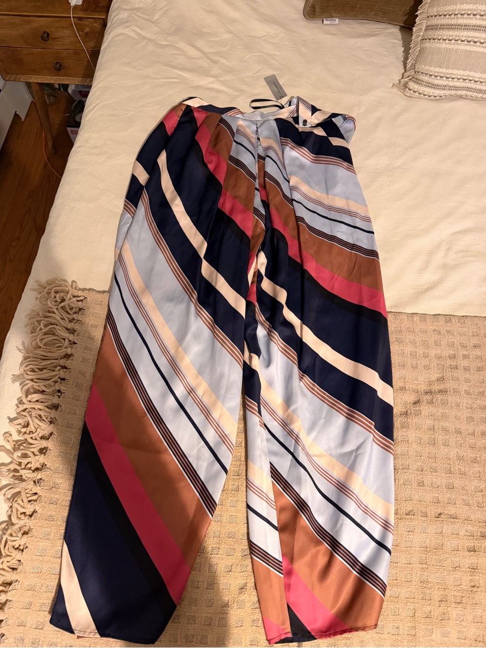 Pants Subcategory Identification